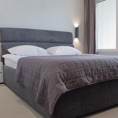 Level 24 - Sea & Sky View Apartment Oldenburg Bagian luar foto