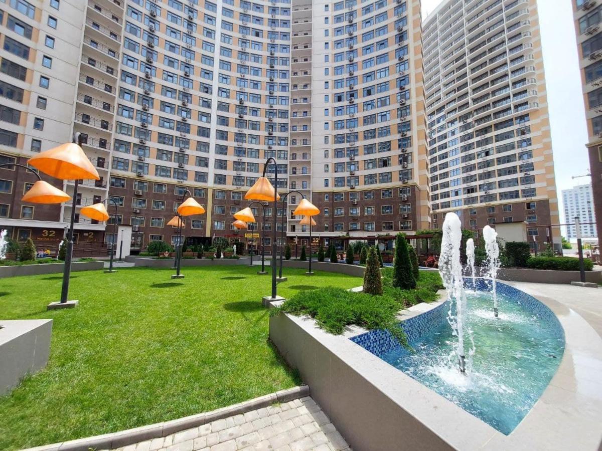 Level 24 - Sea & Sky View Apartment Oldenburg Bagian luar foto