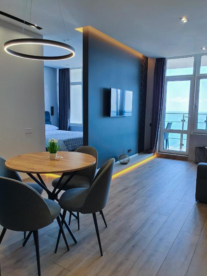 Level 24 - Sea & Sky View Apartment Oldenburg Bagian luar foto
