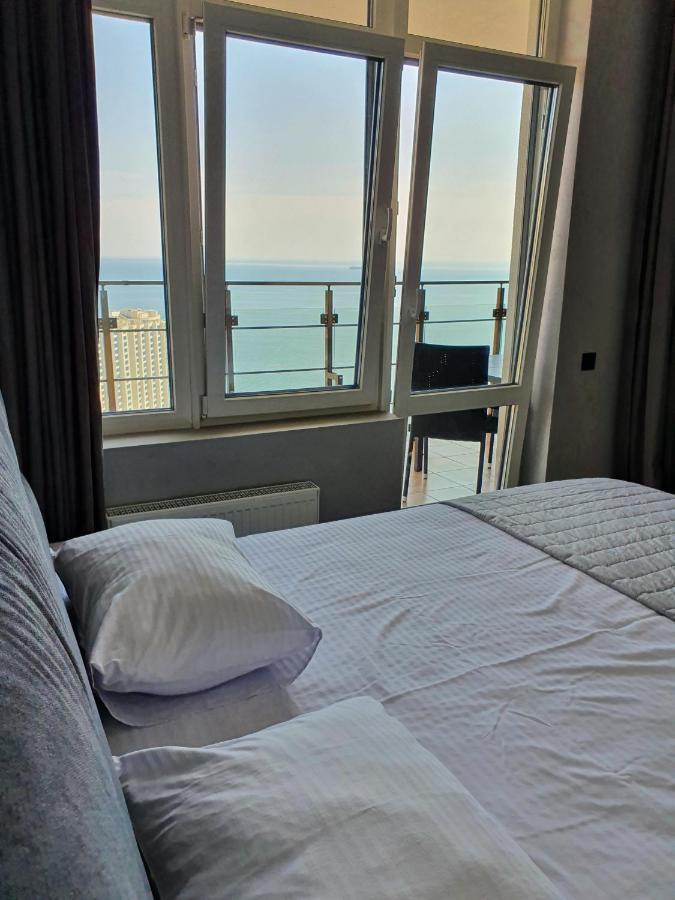 Level 24 - Sea & Sky View Apartment Oldenburg Bagian luar foto