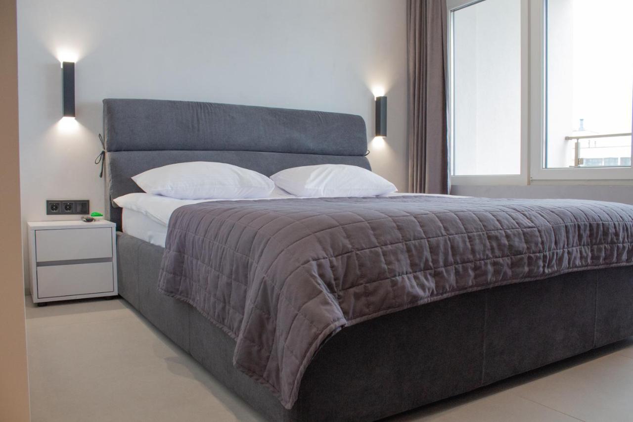 Level 24 - Sea & Sky View Apartment Oldenburg Bagian luar foto